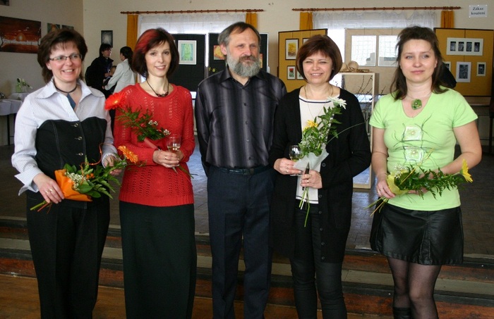 Společná fotografie - Jarní výstava 2012